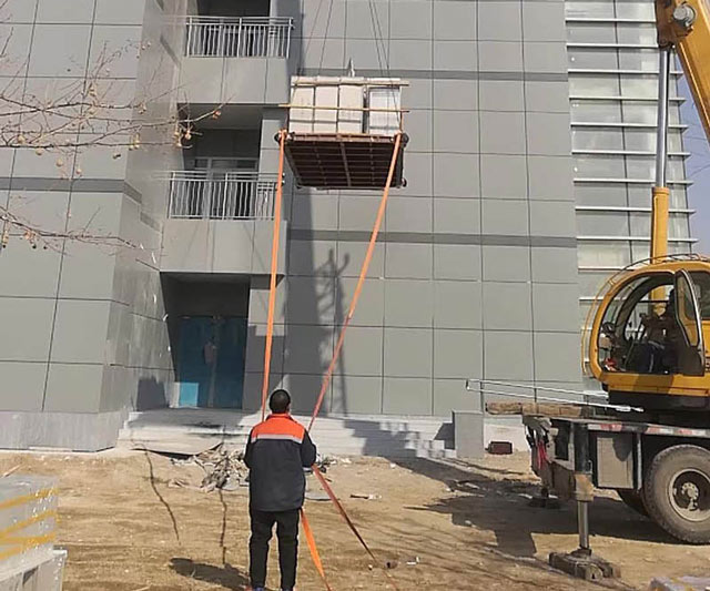 臨沂某集團高空搬運案例