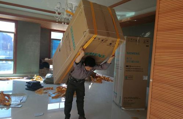 臨沂搬家公司告訴你冰箱能不能橫著搬!
